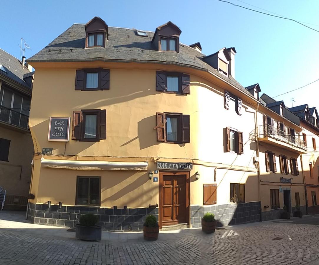 Pension Casa Vicenta Vielha Exteriör bild