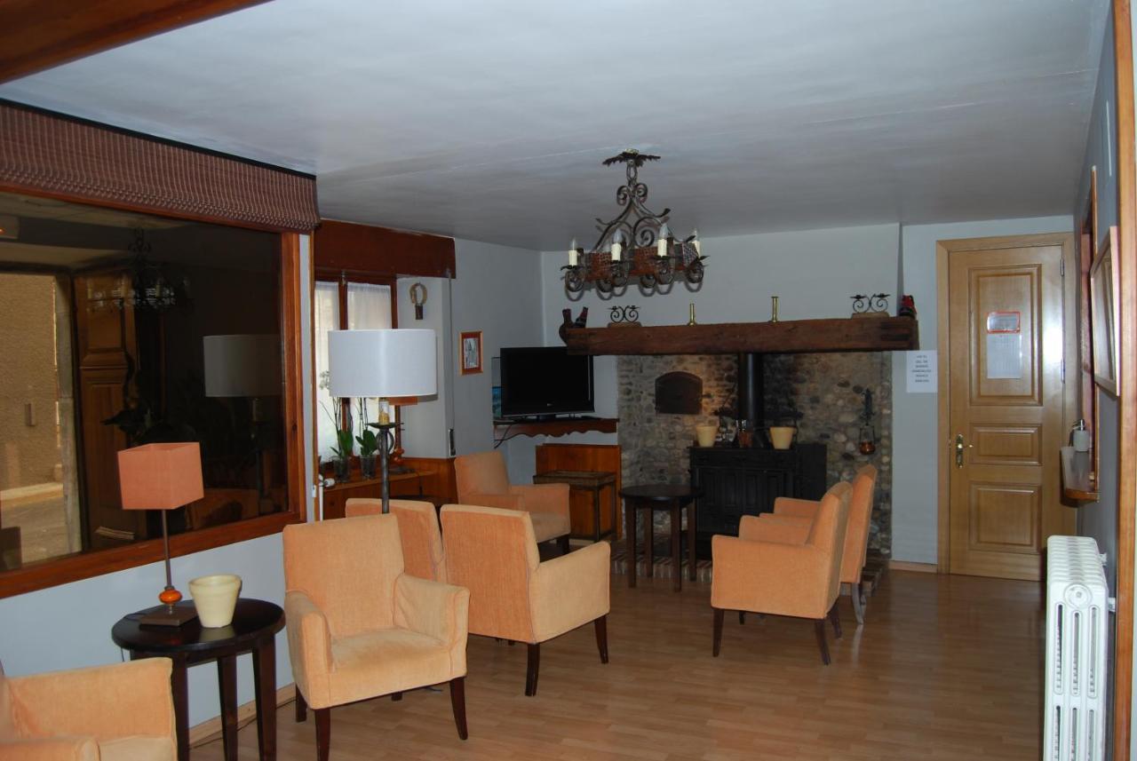 Pension Casa Vicenta Vielha Exteriör bild